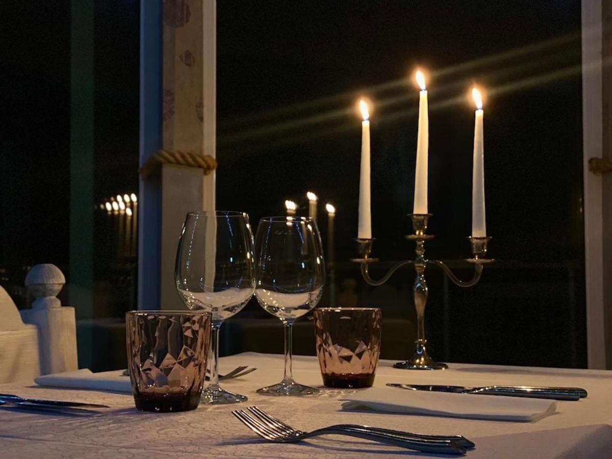 Vergi Sadam & Restoran Wirkes' Exteriör bild