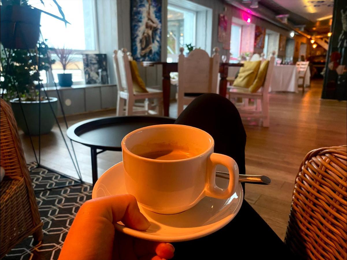 Vergi Sadam & Restoran Wirkes' Exteriör bild