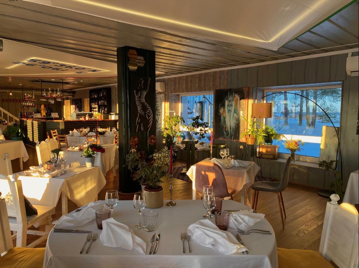 Vergi Sadam & Restoran Wirkes' Exteriör bild