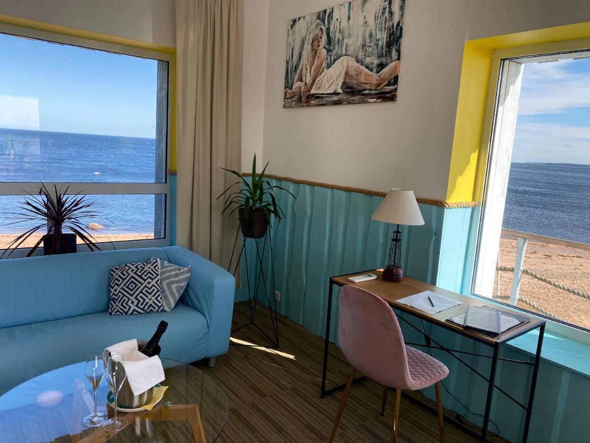 Vergi Sadam & Restoran Wirkes' Exteriör bild